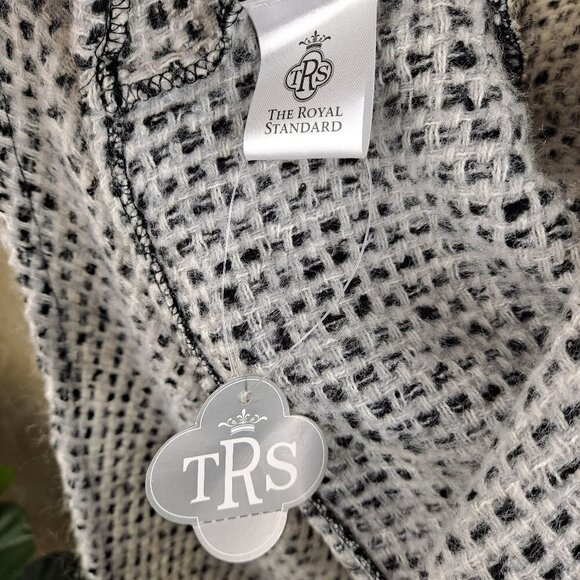 The Royal Standard Rosemary Wrap Jacket Gray and Black Plaid One Size NWT - Picture 12 of 16